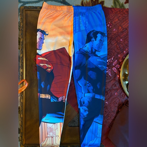 NWOT DC Comic Ladies Women's Superman Print Polyester Blend Stretchy Leggings L - Picture 6 of 13